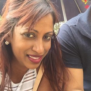 Meet your Posher, Sharron